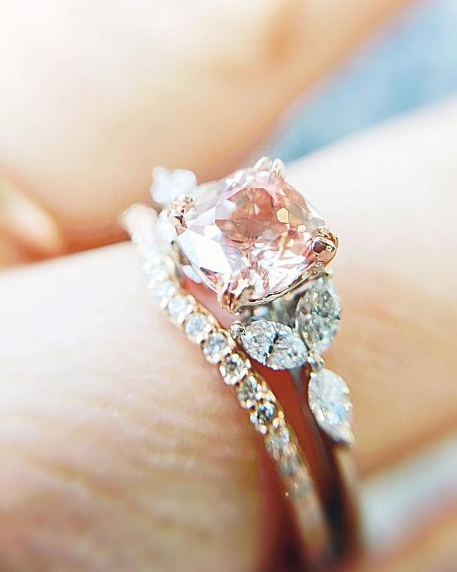 what-engagement-rings-is-and-what-it-is-not_44-9751061